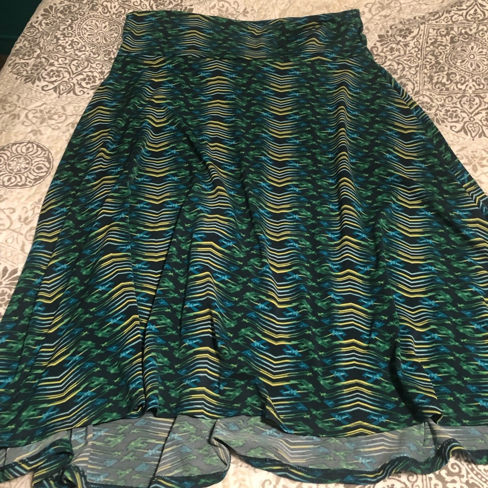 Lularoe Azure skirt In EUC size L